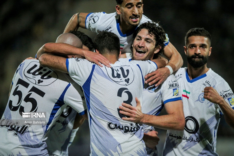 لیگ برتر فوتبال- استقلال خوزستان و استقلال تهران