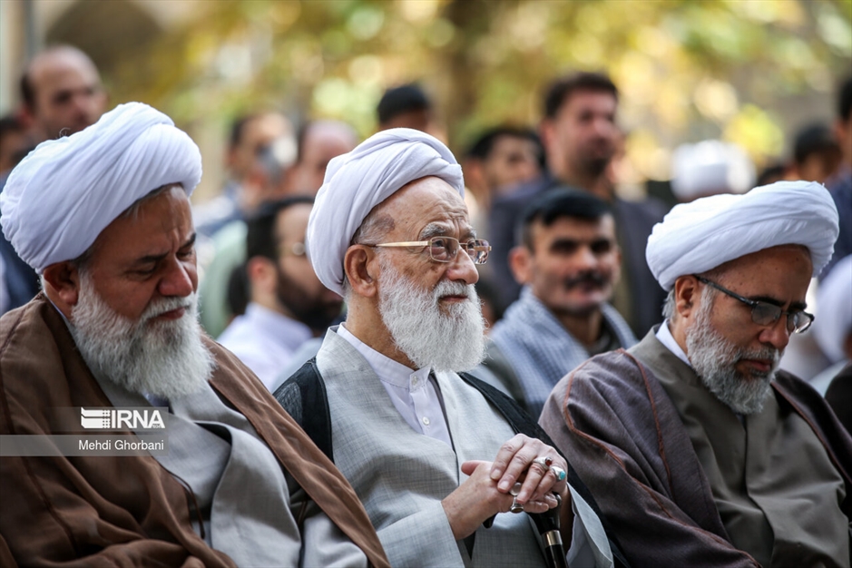 تصاویر تاریخی از آیت الله «محمد امامی کاشانی»