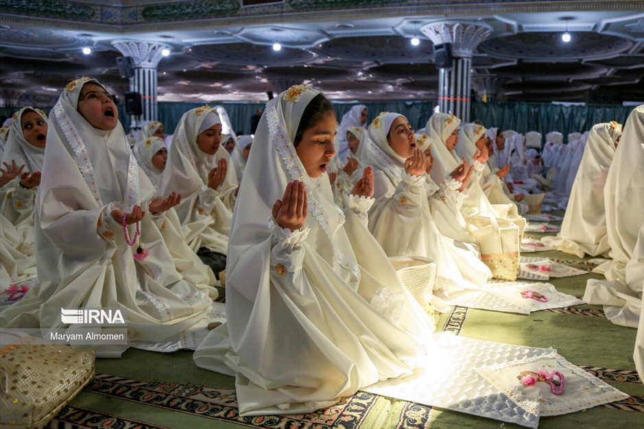 جشن تکلیف ۱۰۰۰ نفری