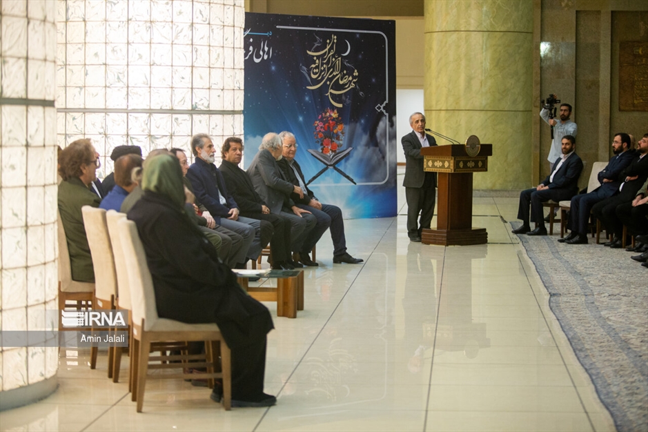 دیدار اهالی فرهنگ و هنر با رئیس جمهور