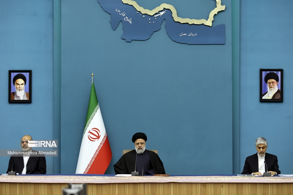 جلسه شورای عالی نوجوانان و جوانان