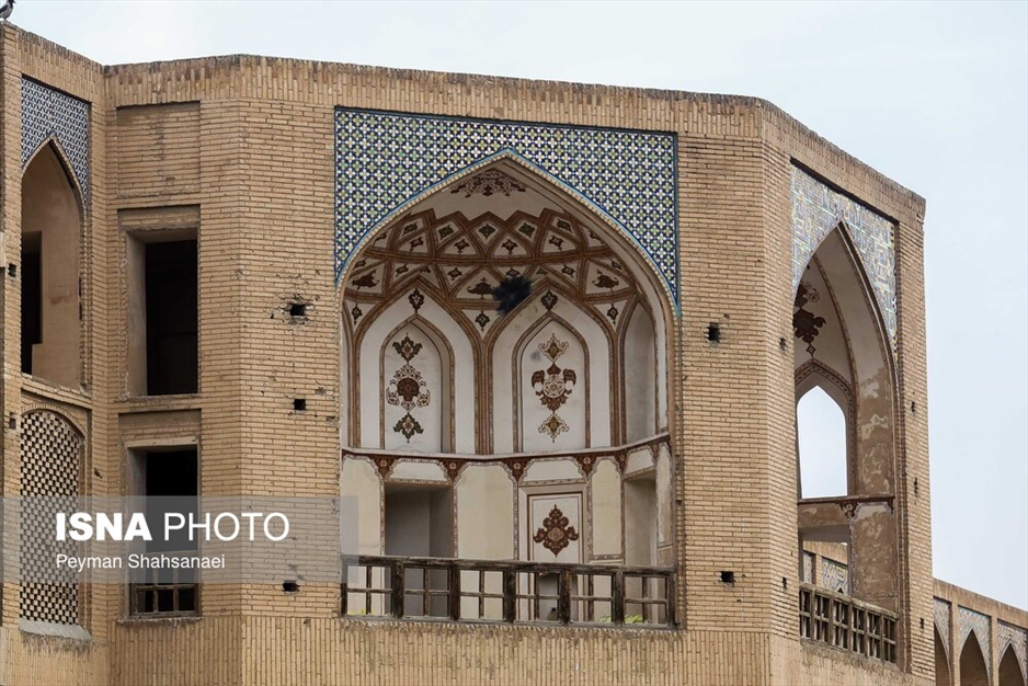 پل تاریخی خواجو، قربانی چهارشنبه‌سوری