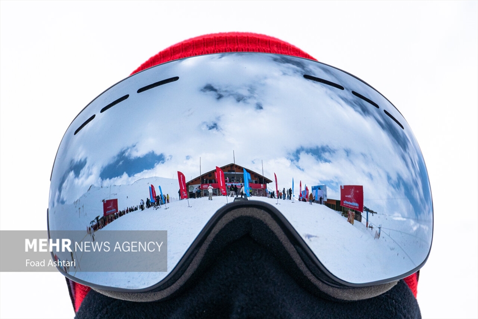 مسابقات اسکی اسنوبورد در پیست دیزین