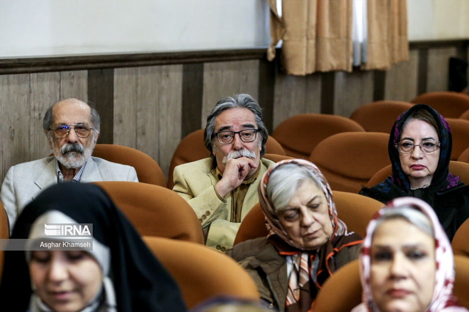 تجلیل از هنرمندان پیشکسوت متولد اسفند