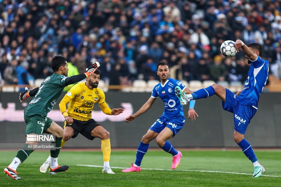 لیگ برتر فوتبال- استقلال و سپاهان