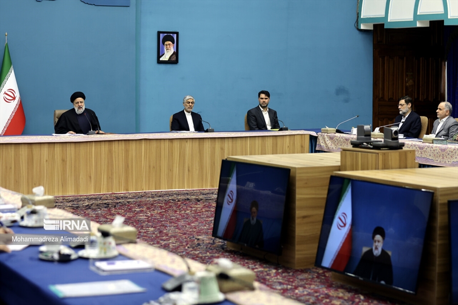 جلسه شورای عالی نوجوانان و جوانان