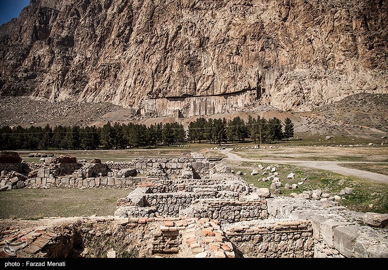 محوطه تاریخی بیستون