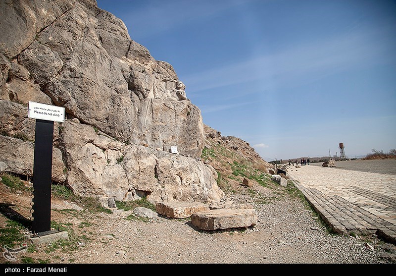 محوطه تاریخی بیستون