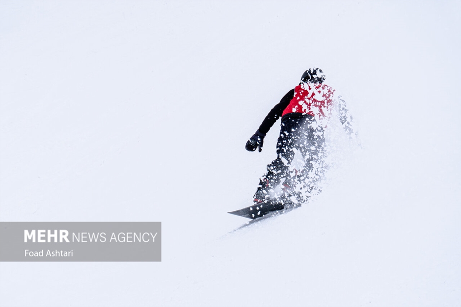 مسابقات اسکی اسنوبورد در پیست دیزین