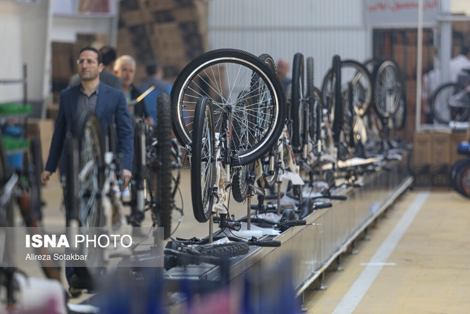 مراسم افتتاح کارخانه دوچرخه سازی زندانیان قزلحصار
