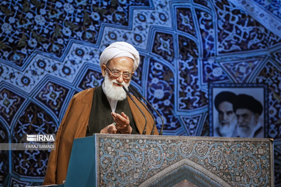 تصاویر تاریخی از آیت الله «محمد امامی کاشانی»