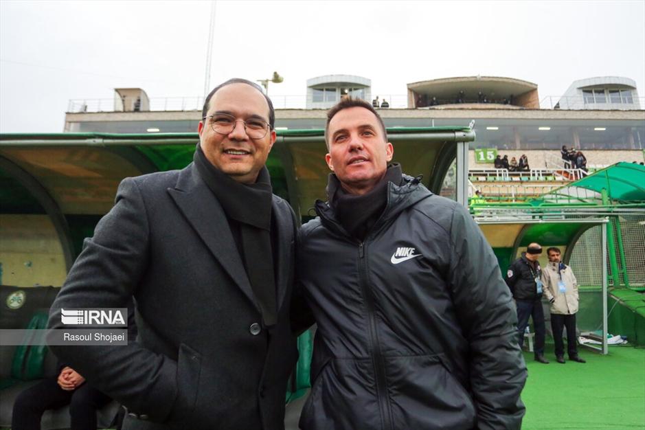 لیگ برتر فوتبال- ذوب آهن و پرسپولیس