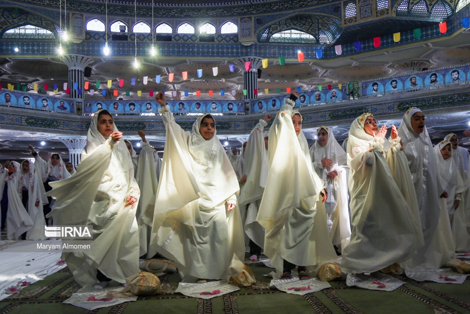 جشن تکلیف ۱۰۰۰ نفری