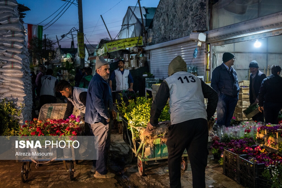 بازار گل محلاتی در آستانه سال نو