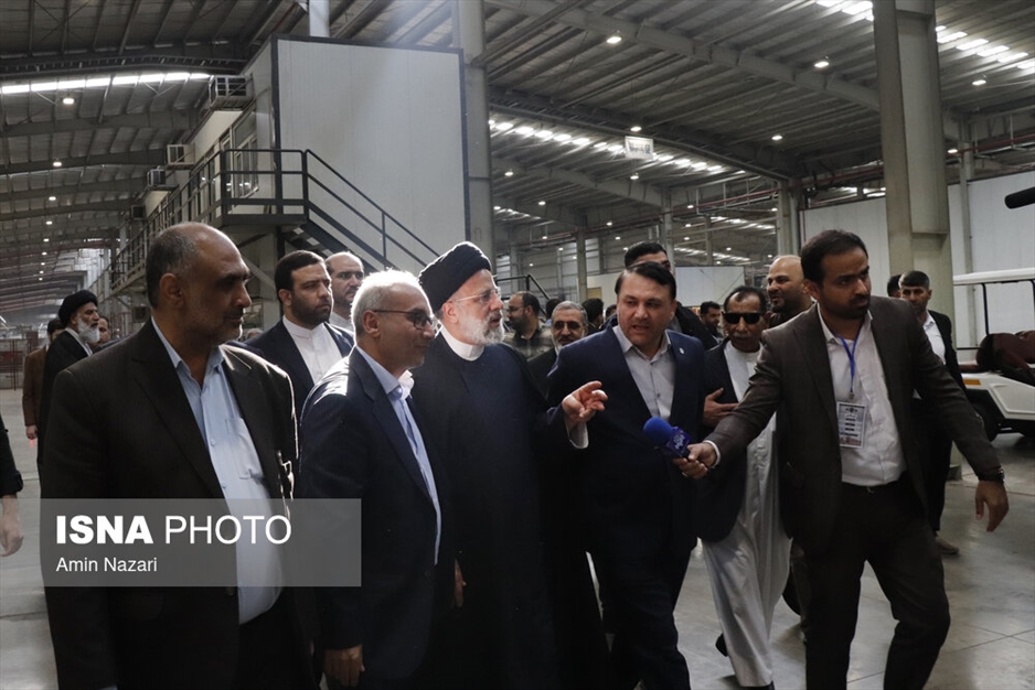 افتتاح پروژه تخته فشرده پاک چوب با حضور رئیس‌جمهور