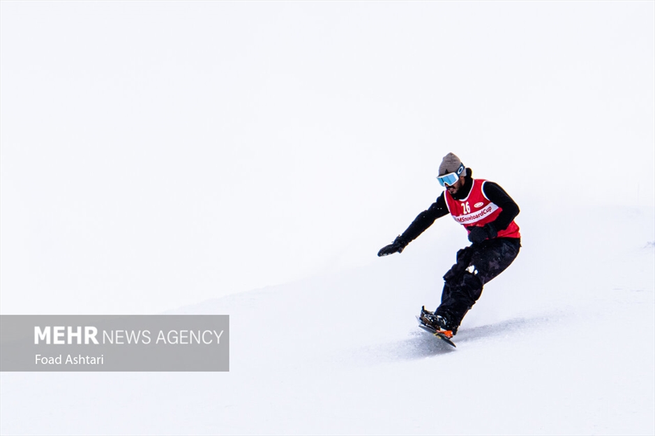 مسابقات اسکی اسنوبورد در پیست دیزین