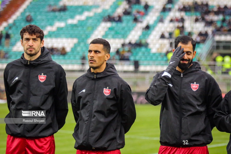 لیگ برتر فوتبال- ذوب آهن و پرسپولیس