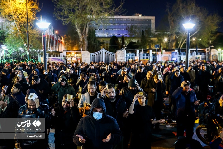 احیای شب بیست و یکم ماه رمضان در مسجد ارگ