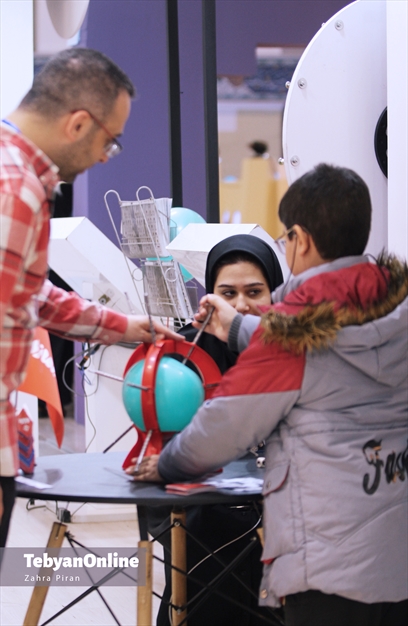 روز ششم نمایشکاه قرآن در مصلی تهران 