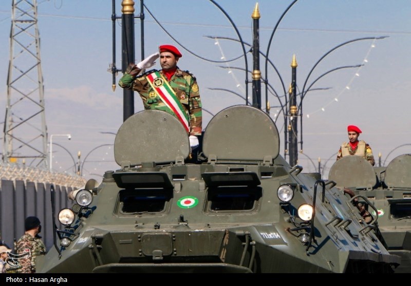 مراسم رژه روز ارتش در زنجان ،بندرعباس و کرمان