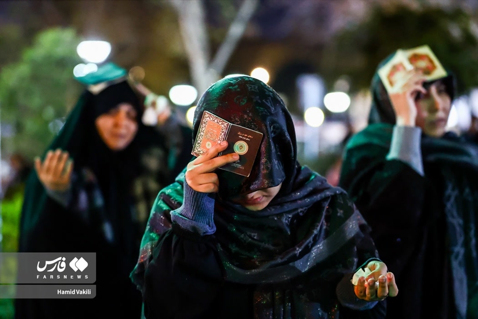 احیای شب بیست و یکم ماه رمضان در مسجد ارگ