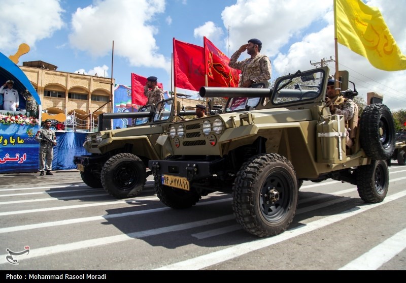مراسم رژه روز ارتش در زنجان ،بندرعباس و کرمان