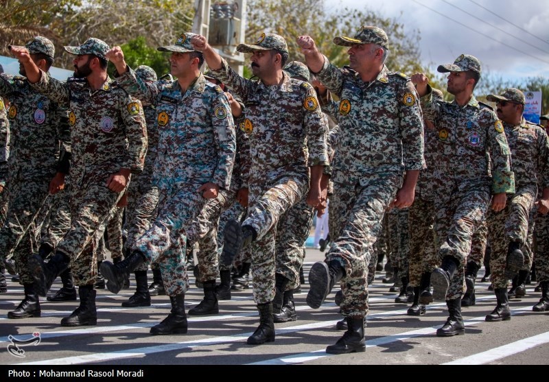 مراسم رژه روز ارتش در زنجان ،بندرعباس و کرمان