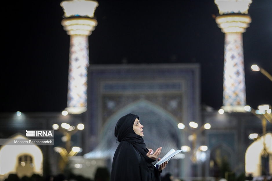 احیای شب نوزدهم رمضان- حرم امام رضا(ع)