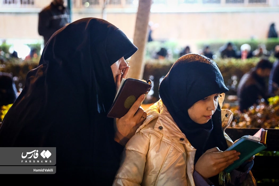 احیای شب بیست و یکم ماه رمضان در مسجد ارگ