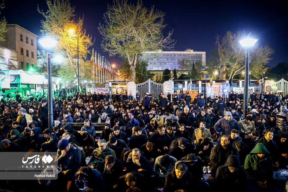 احیای شب بیست و یکم ماه رمضان در مسجد ارگ