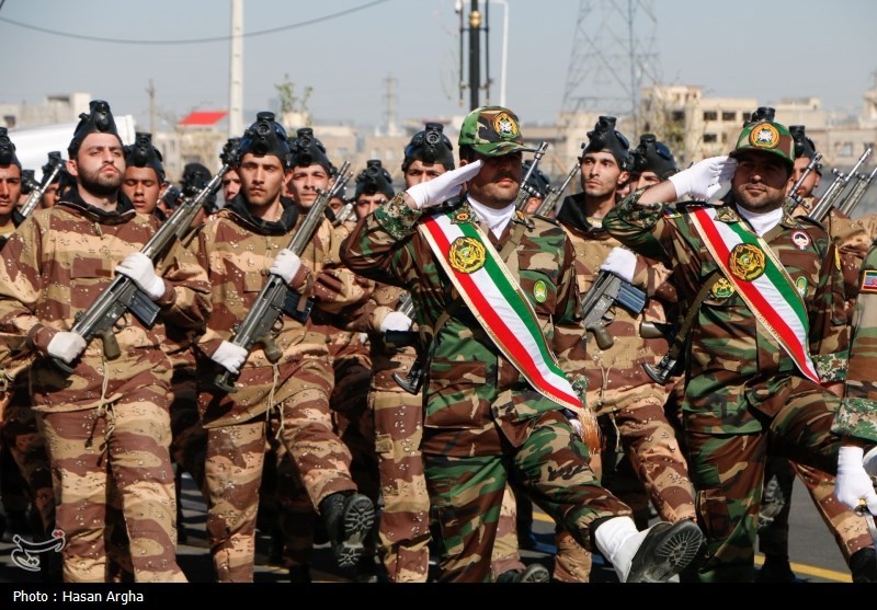 مراسم رژه روز ارتش در زنجان ،بندرعباس و کرمان