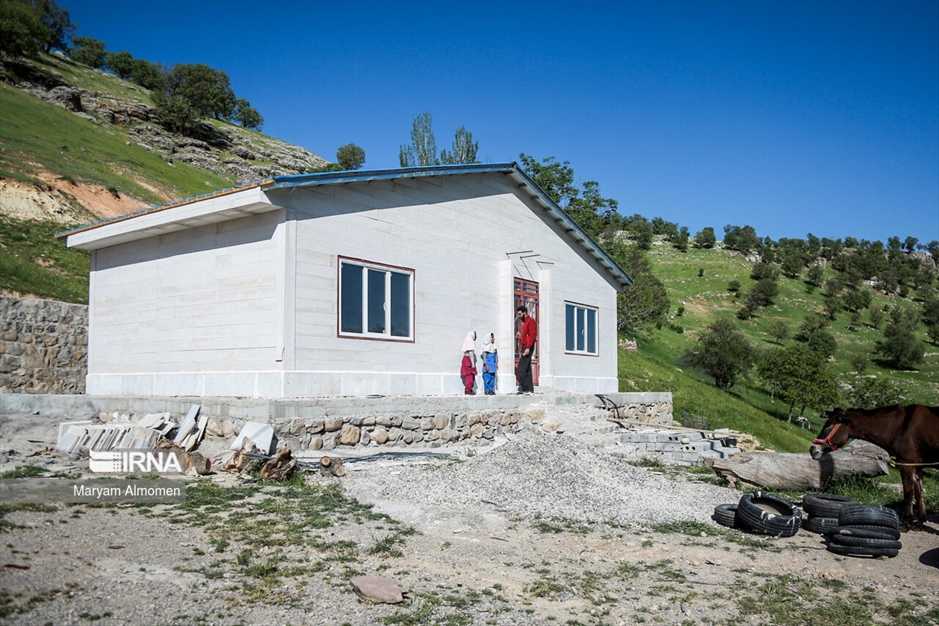 تدریس در کوچکترین مدرسه دنیا