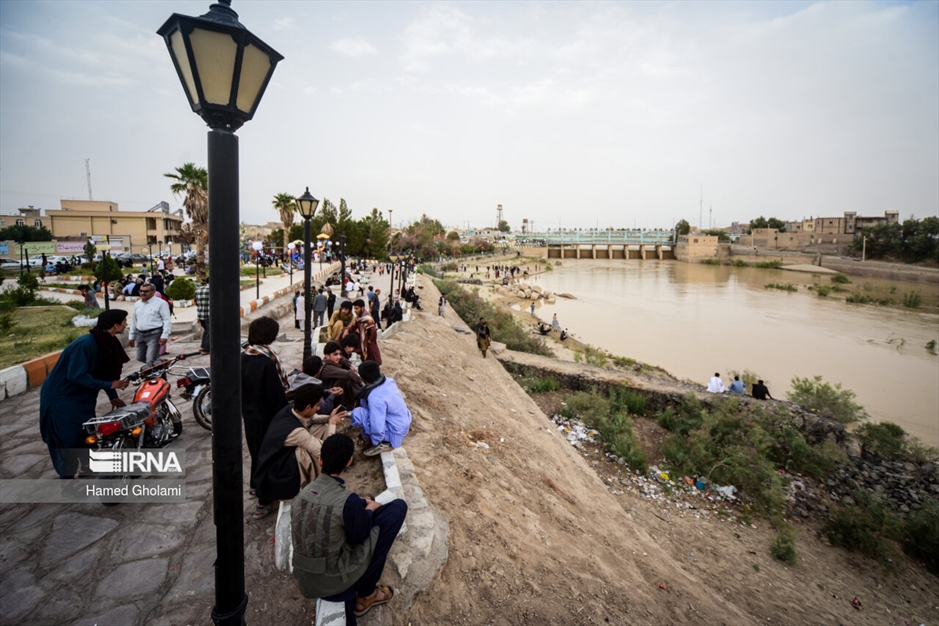 آب در راه سیستان