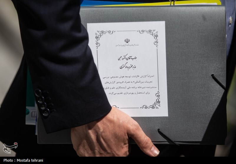 در حاشیه جلسه هیات دولت