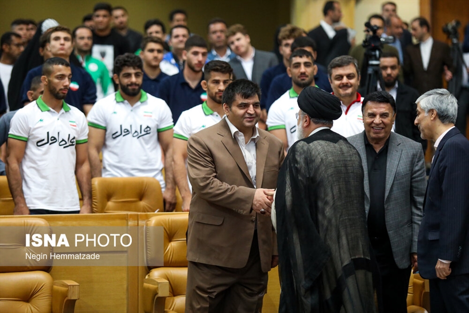 مراسم تجلیل از قهرمانان و مدال آوران ورزش کشور با حضور رئیس جمهور