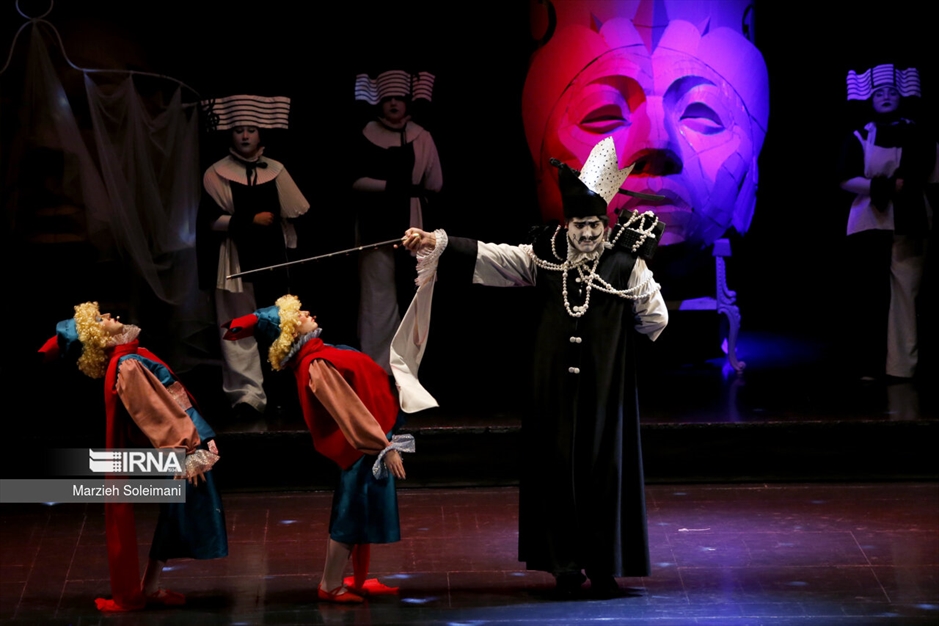 نمایش موزیکال «شازده کوچولو»