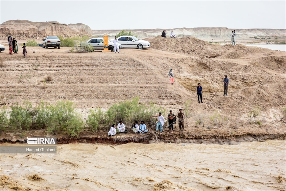آب در راه سیستان