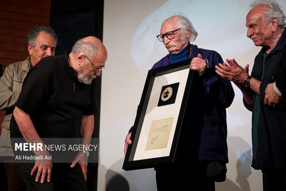 مراسم نکوداشت اکبر زنجانپور