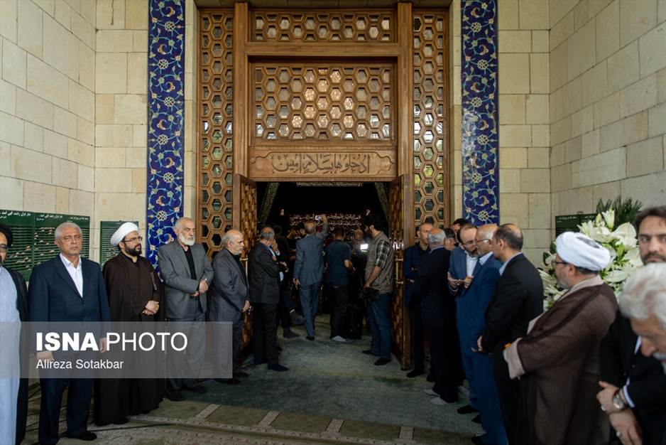 اجتماع دانشگاهیان تهران در سوگ رئیس جمهور