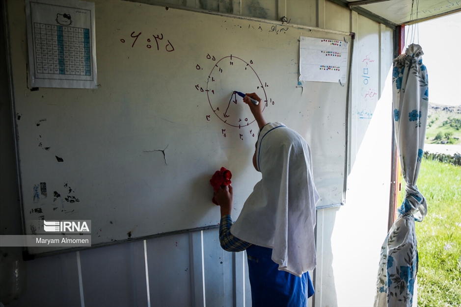 تدریس در کوچکترین مدرسه دنیا