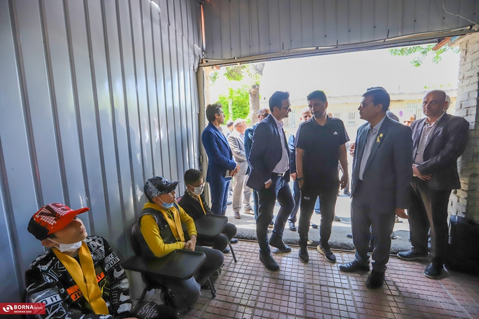 بازدید تیم فوتبال آلومینیوم اراک از موسسه خیریه حامی یار