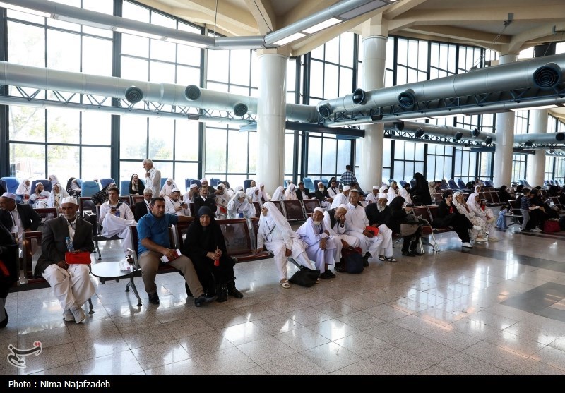 نخستین پرواز زائران عمره خراسانی از فرودگاه مشهد
