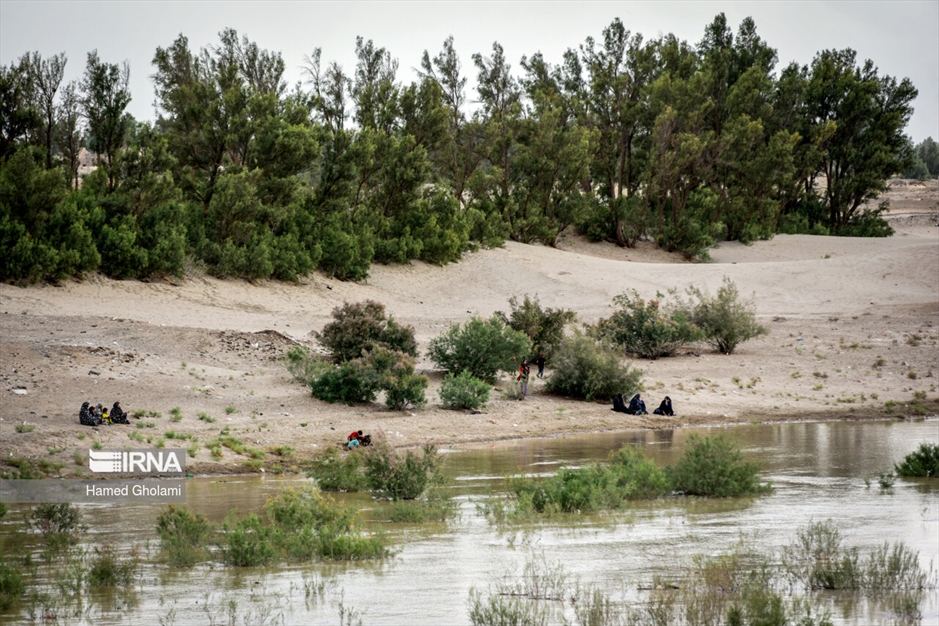آب در راه سیستان