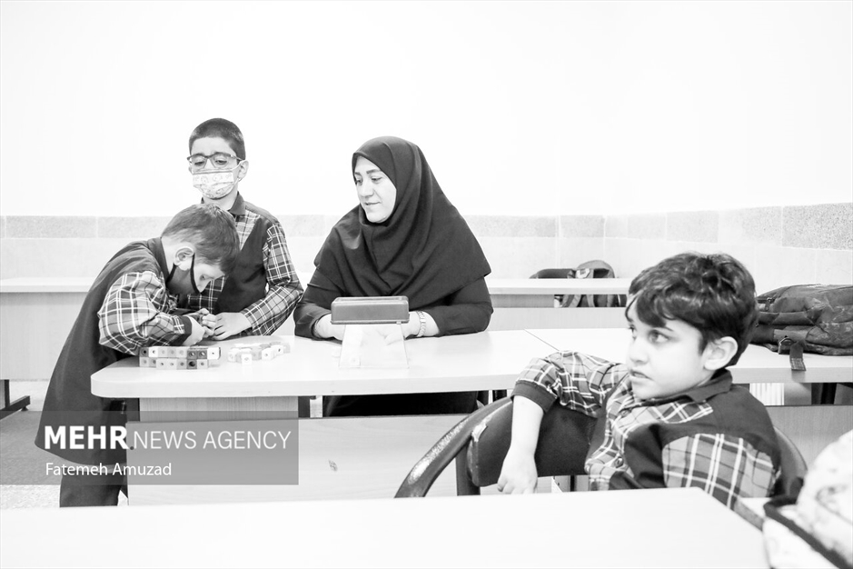 معلمان دل‌های روشن