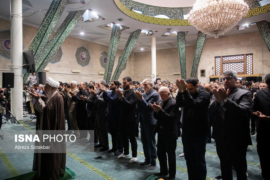 اجتماع دانشگاهیان تهران در سوگ رئیس جمهور