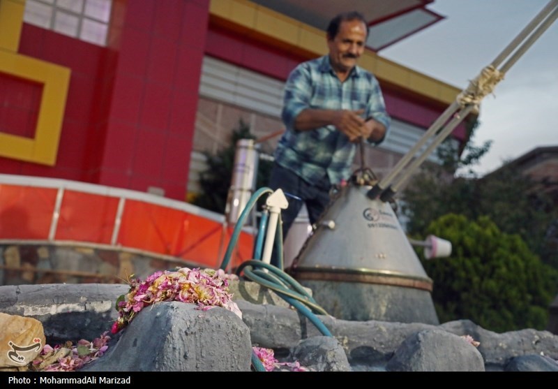 جشنواره گل و گلاب در محلات