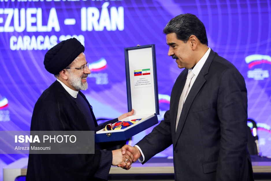 قاب‌هایی ماندگار؛ رئیسی در میدان خدمت