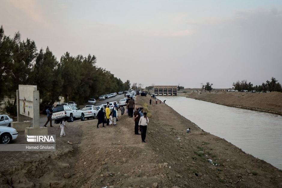 آب در راه سیستان