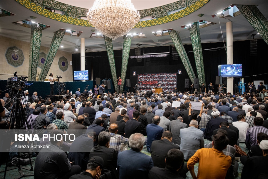 اجتماع دانشگاهیان تهران در سوگ رئیس جمهور