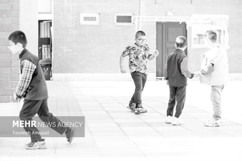 معلمان دل‌های روشن